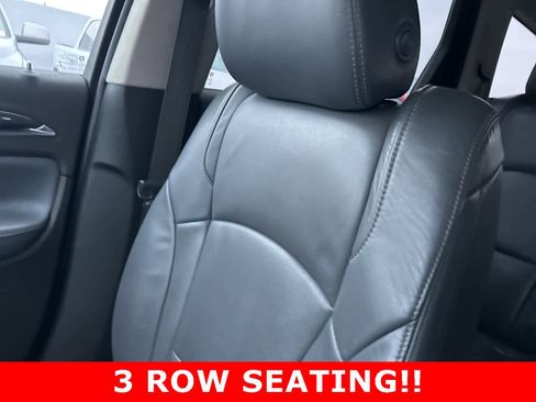 Used 2018 Buick Enclave Essence image 32