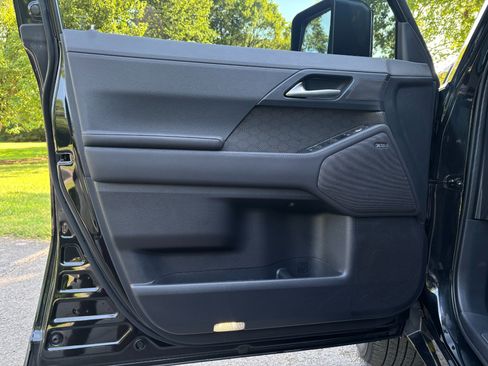 Used 2026 Lexus GX 550 w/ Accessory Package (2T) AWD/4WD image 48