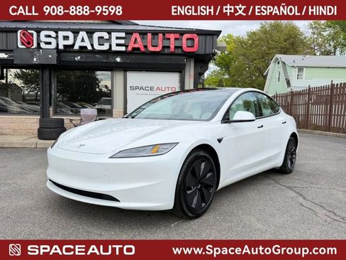Used 2025 Tesla Model 3 Long Range RWD image 1