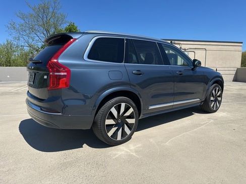 Certified 2024 Volvo XC90 T8 Ultimate w/ Protection Package AWD/4WD image 9
