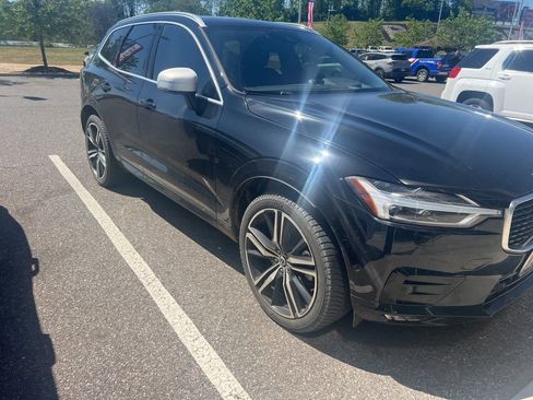 Used 2019 Volvo XC60 T6 R-Design AWD/4WD image 1