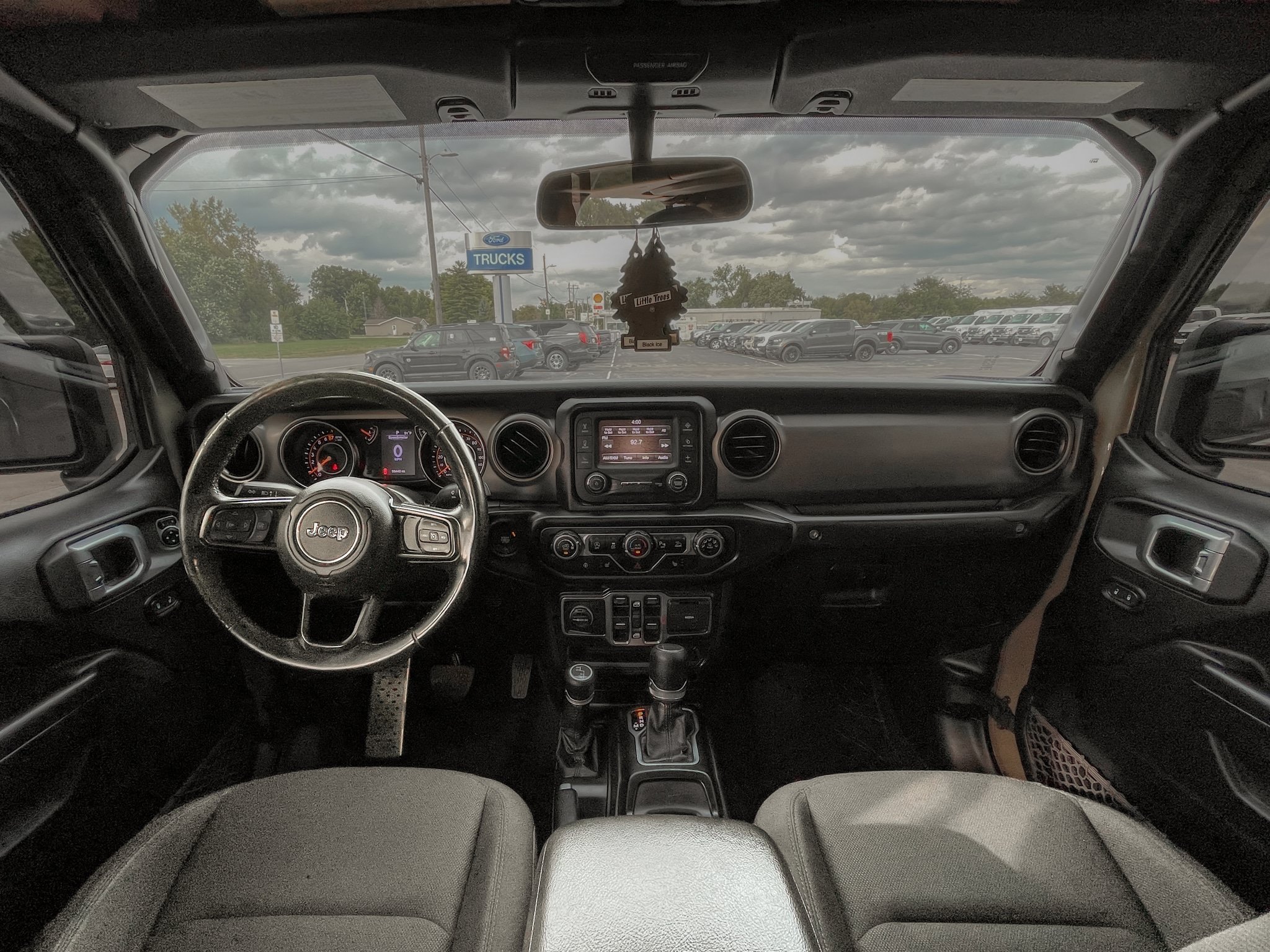 Used 2020 Jeep Gladiator Sport w/ Quick Order Package 24S AWD/4WD image 11
