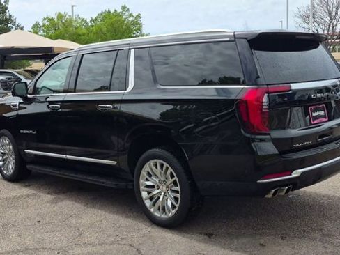 Used 2025 GMC Yukon XL Denali AWD/4WD image 6