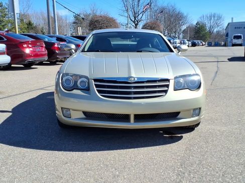 Used 2008 Chrysler Crossfire Limited image 2