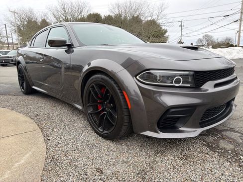 Used 2022 Dodge Charger Scat Pack image 4