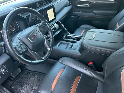 Used 2024 GMC Sierra 2500 AT4 w/ AT4 Premium Plus Package AWD/4WD image 14