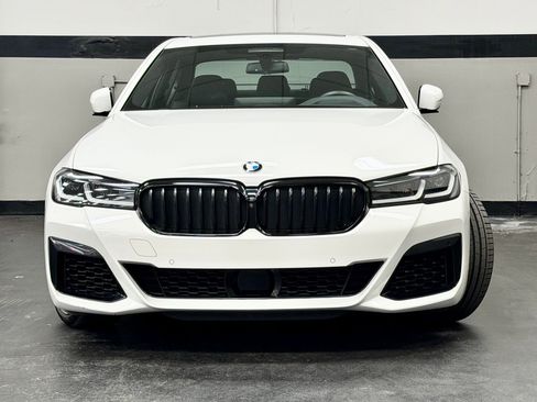 Used 2023 BMW M550i xDrive w/ Executive Package AWD/4WD image 6