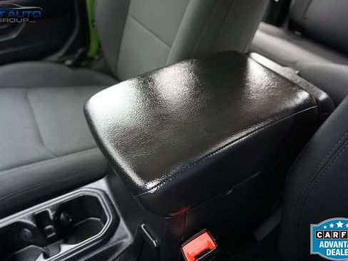 Used 2018 Jeep Wrangler Sport AWD/4WD image 32