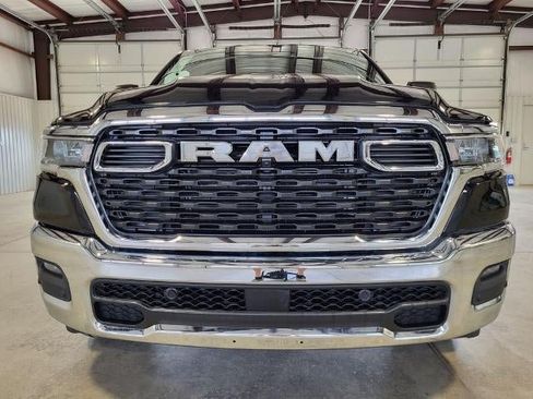Used 2025 RAM 1500 Big Horn AWD/4WD image 8