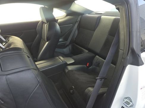 Used 2024 Toyota GR86 Premium RWD image 18