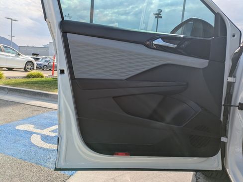 Used 2023 Volkswagen Taos S FWD image 15