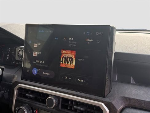 Used 2024 Toyota Tacoma Limited image 13