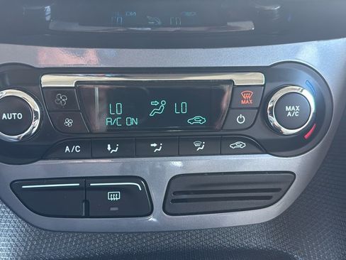 Used 2014 Ford Transit Connect Titanium FWD image 23
