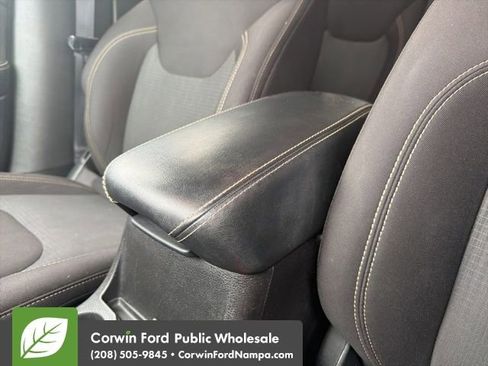 Used 2017 Jeep Cherokee Latitude image 21