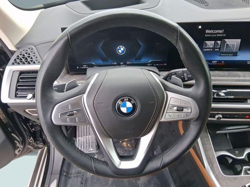 Certified 2023 BMW X7 xDrive40i image 16