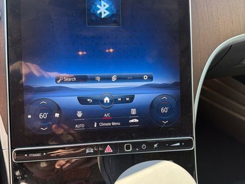 Used 2022 Mercedes-Benz C 300 Sedan image 11