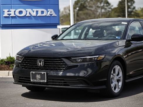 New 2026 Honda Accord LX image 2