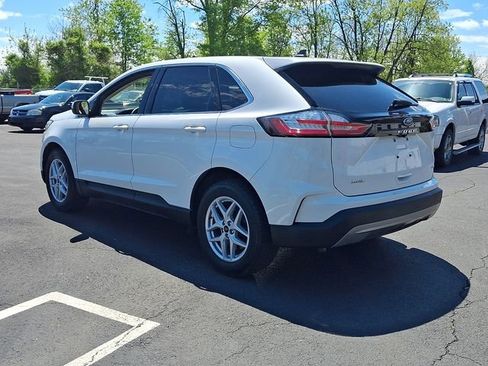 Certified 2023 Ford Edge SEL w/ Convenience Package AWD/4WD image 9