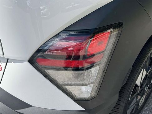 Certified 2025 Hyundai Kona SEL image 10