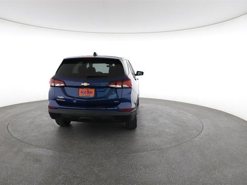 Used 2022 Chevrolet Equinox LS w/ LS Convenience Package image 11