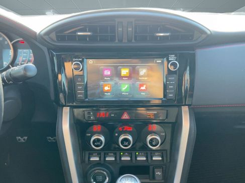 Used 2018 Subaru BRZ Limited w/ Performance Package image 23