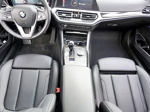 Used 2022 BMW 330i Sedan w/ Driving Assistance Package image 21