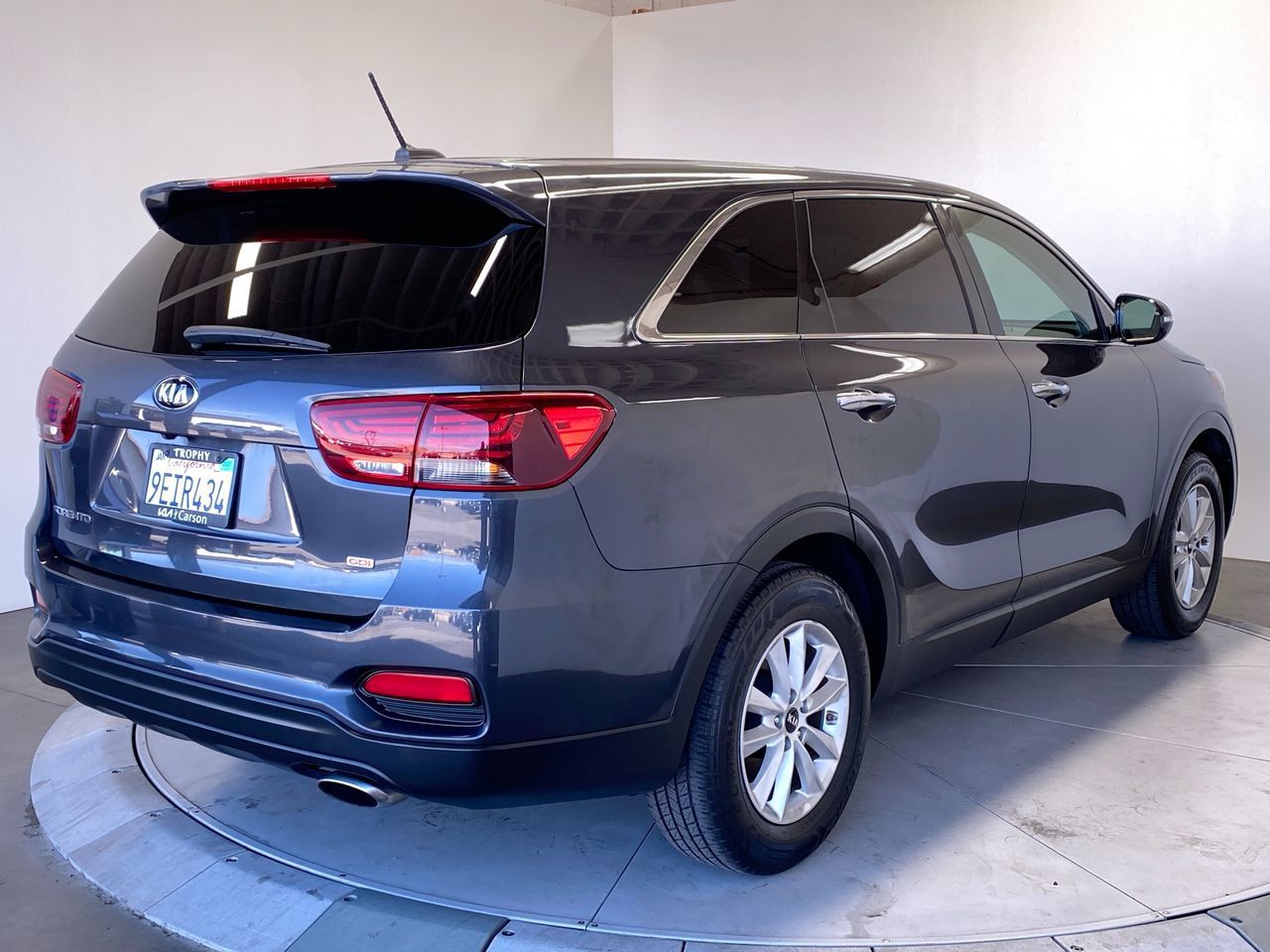Used 2019 Kia Sorento FWD image 5