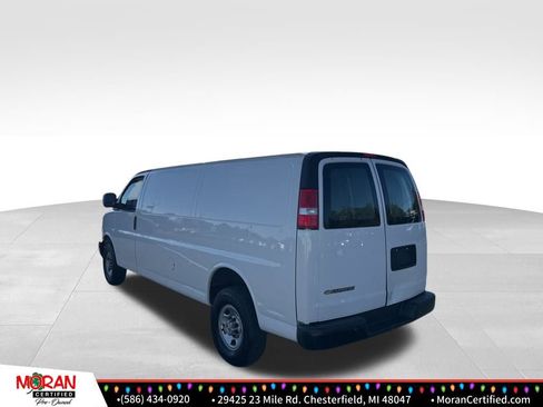 Used 2023 Chevrolet Express 3500 Extended w/ Driver Convenience Package image 3