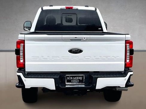 New 2026 Ford F250 Lariat w/ Black Appearance Package image 4