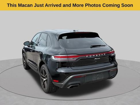 Used 2024 Porsche Macan AWD/4WD image 3