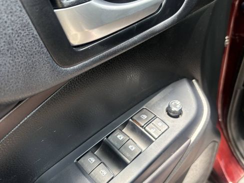 Used 2016 Toyota Highlander XLE FWD image 20