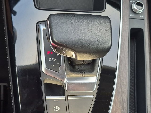 Used 2024 Audi Q5 2.0T Premium Plus AWD/4WD image 21