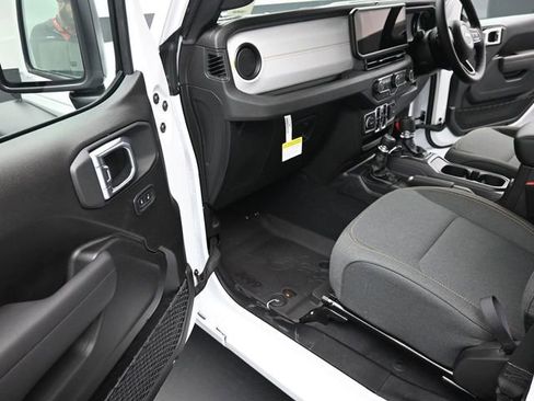New 2026 Jeep Wrangler Unlimited Sport w/ Convenience Group AWD/4WD image 23