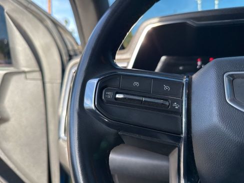 Used 2023 GMC Canyon AT4 w/ AT4 Premium Package image 11