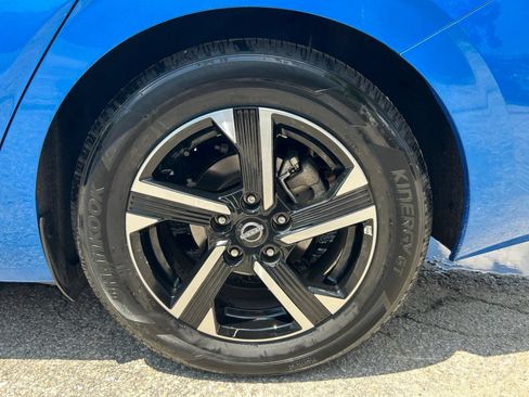 Used 2025 Nissan Sentra SV FWD image 24