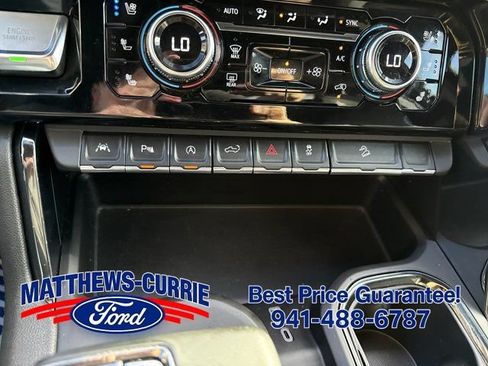 Used 2024 GMC Sierra 1500 AT4 w/ Technology Package AWD/4WD image 21