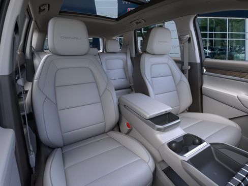 New 2026 GMC Terrain Denali AWD/4WD image 18