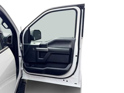 Used 2020 Ford F150 XLT w/ Equipment Group 302A Luxury RWD image 9