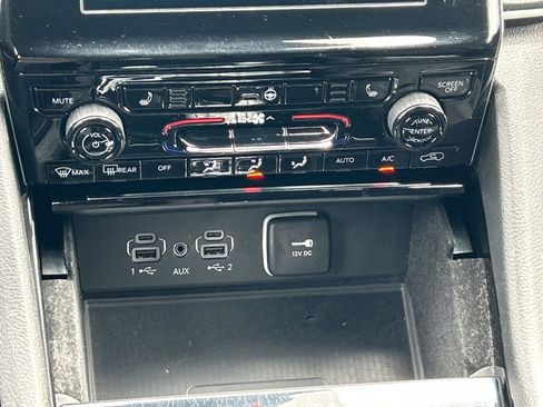 Used 2021 Jeep Grand Cherokee L Laredo AWD/4WD image 26