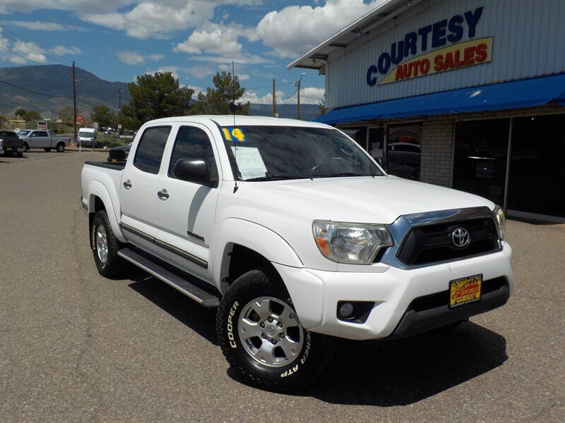Used 2014 Toyota Tacoma PreRunner w/ TRD Off-Road Package RWD image 13