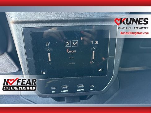 Used 2025 GMC Yukon XL AT4 Ultimate image 39