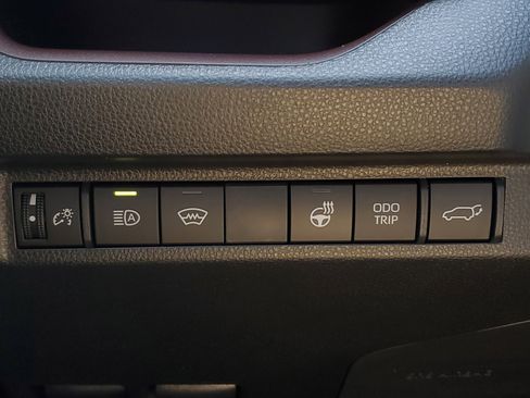 New 2025 Toyota RAV4 Limited image 32