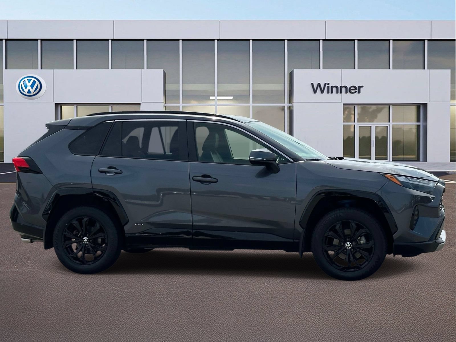 Used 2023 Toyota RAV4 SE w/ Convenience Package AWD/4WD image 6