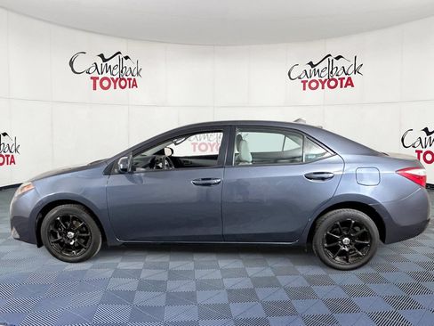 Used 2016 Toyota Corolla LE FWD image 5
