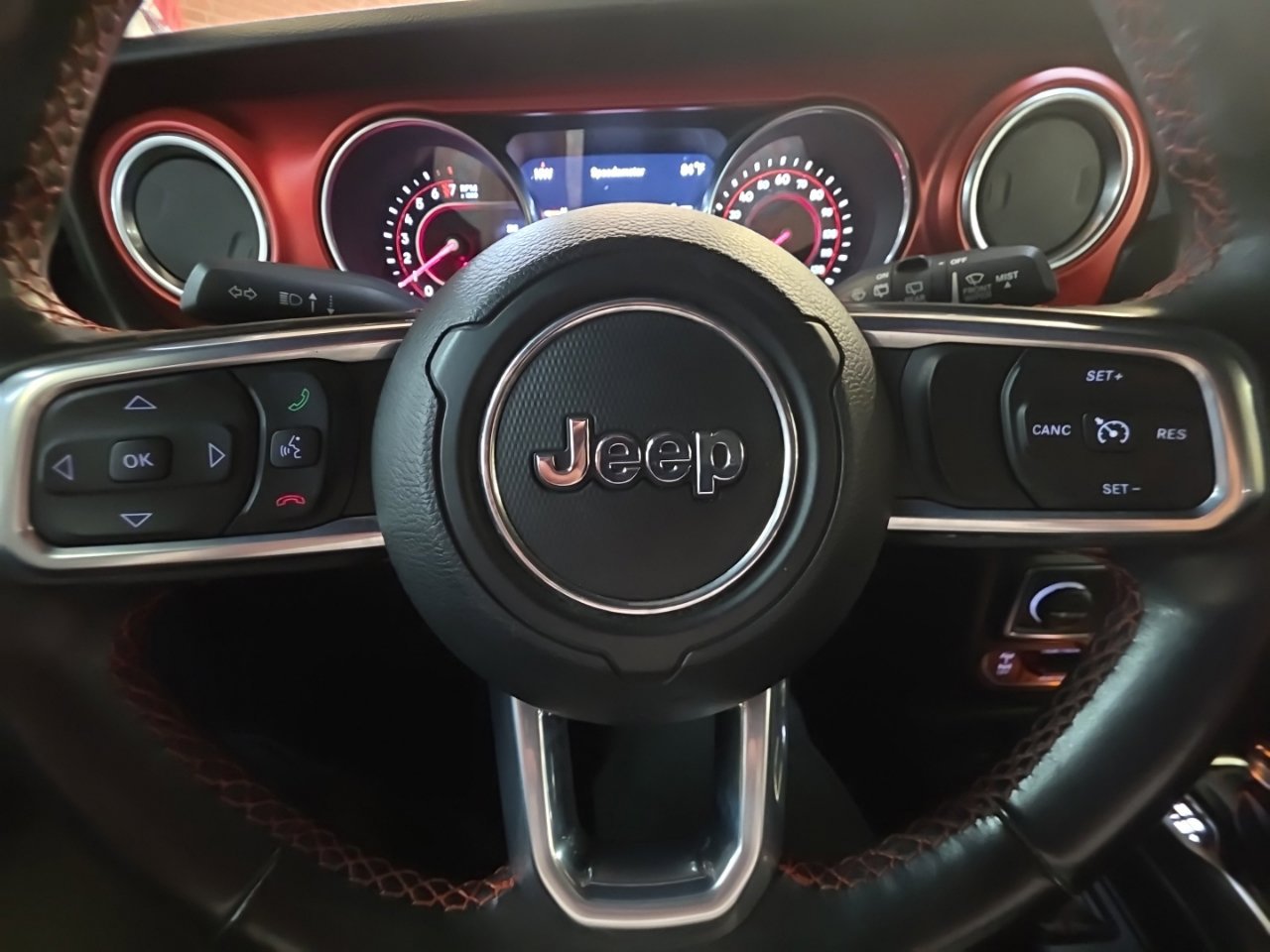 Used 2021 Jeep Wrangler Unlimited Rubicon AWD/4WD image 40
