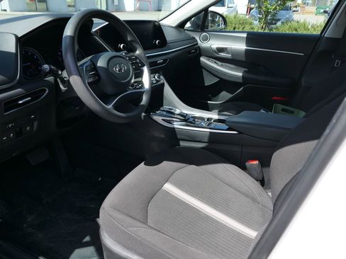 Certified 2022 Hyundai Sonata SEL image 12