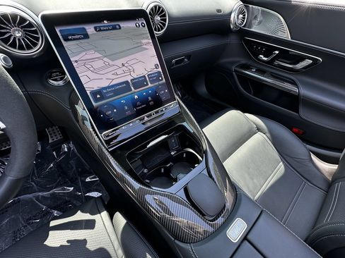 Certified 2023 Mercedes-Benz SL 63 AMG 4MATIC image 29