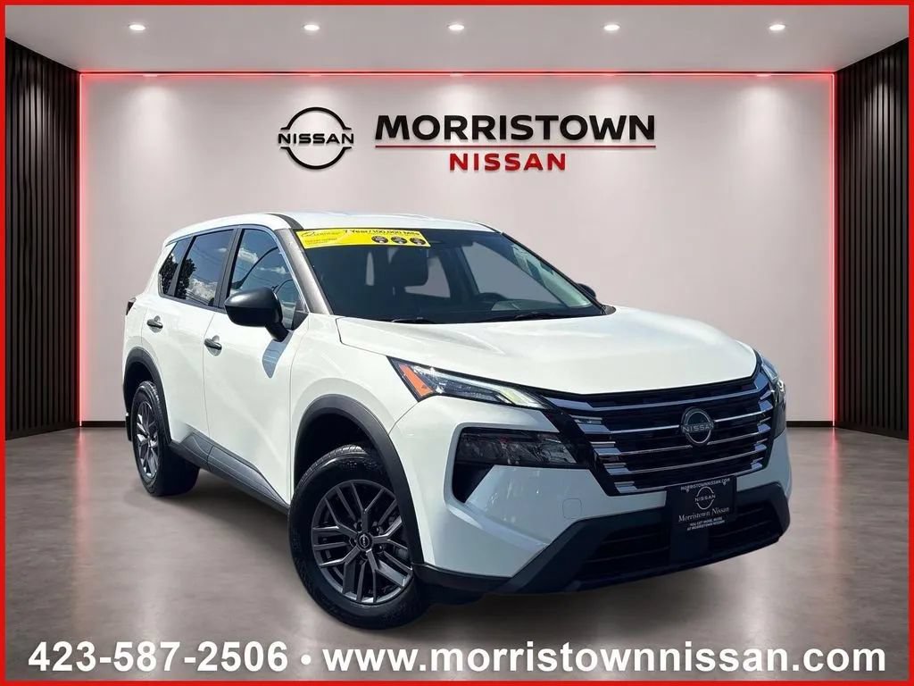Used 2025 Nissan Rogue S FWD image 1