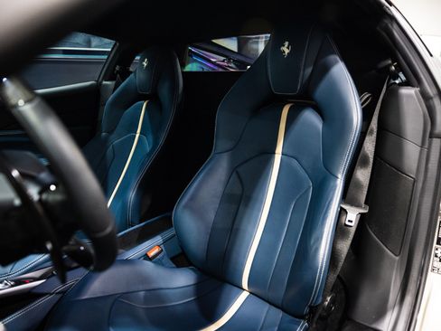 Used 2021 Ferrari F8 Tributo image 60