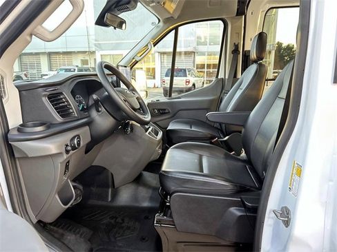 Used 2024 Ford Transit 250 148 High Roof Extended image 9